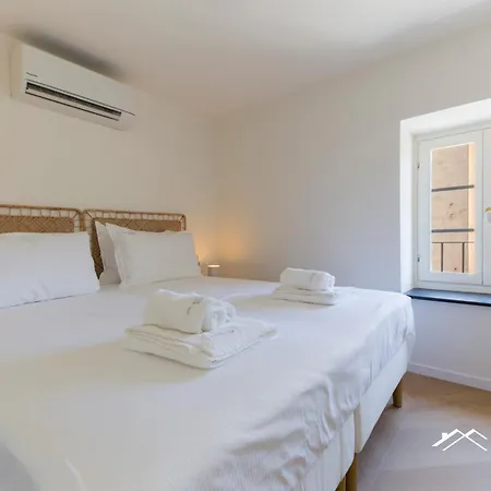 2min | 2br| Wifi|a/c| By Tilo Aparthotel 3*